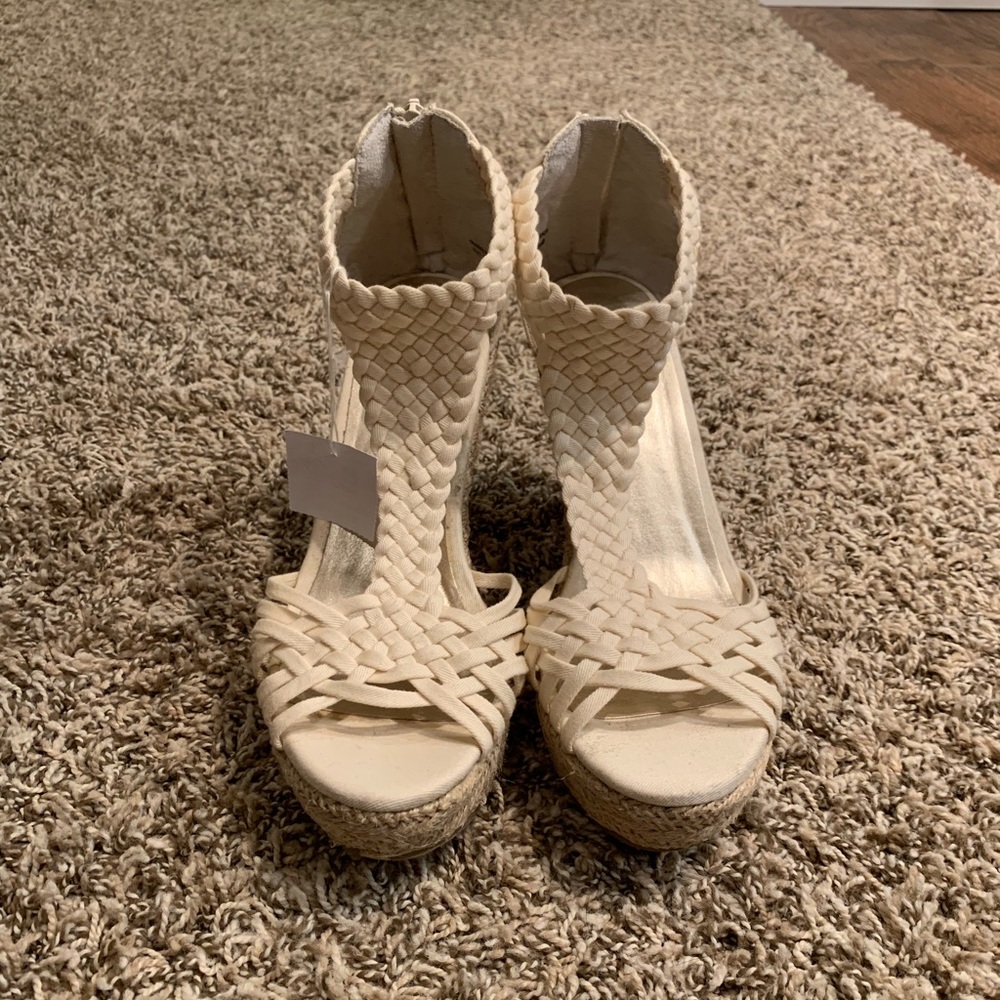 NWT Wedges